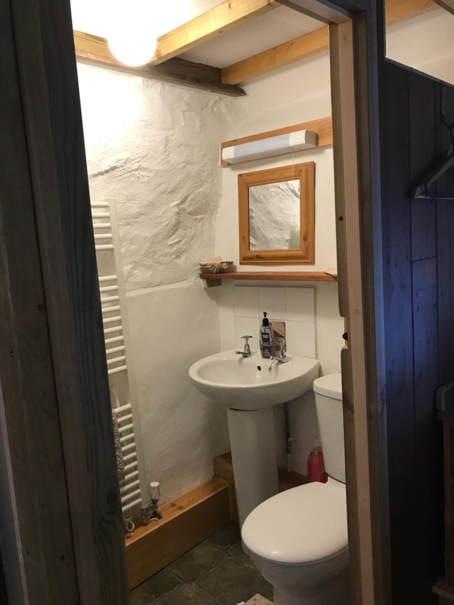 Tiny Cosy Snug Lejlighed Manorowen Eksteriør billede